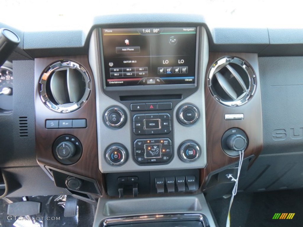2014 Ford F350 Super Duty Lariat Crew Cab 4x4 Controls Photo #86156727
