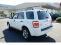 White Suede - Escape XLT V6 Photo No. 9