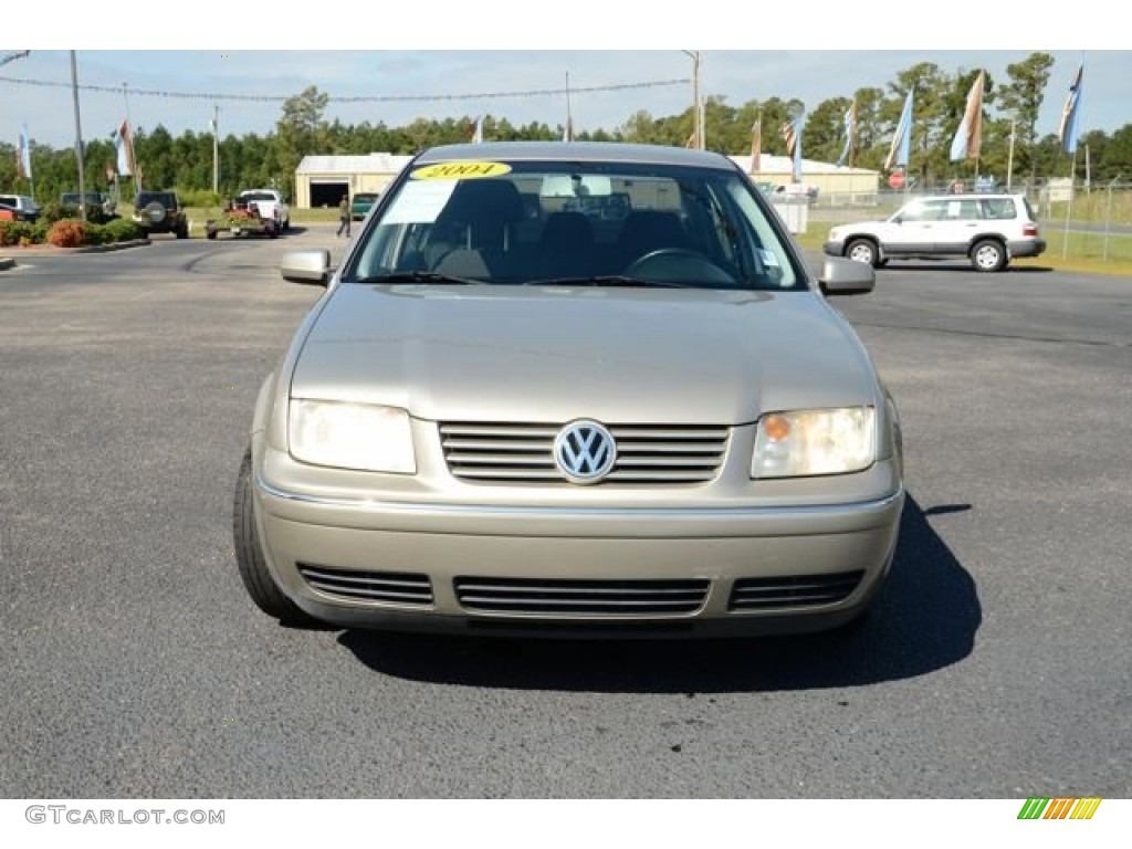 2004 Jetta GLS Sedan - Wheat Beige Metallic / Black photo #2