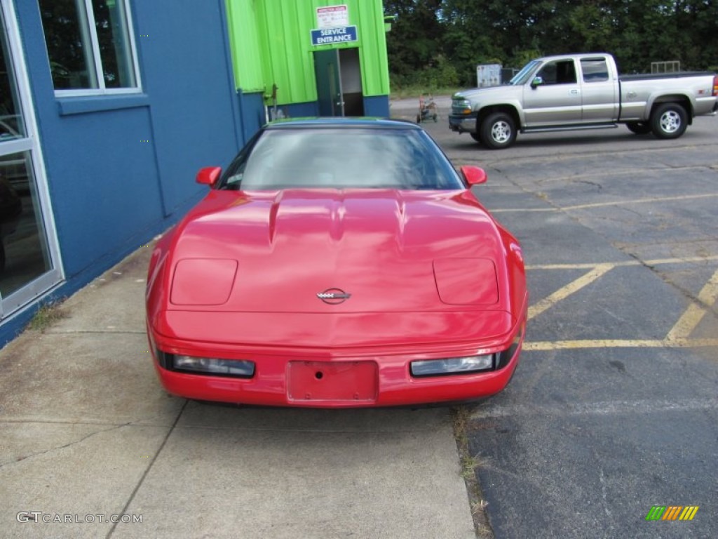 1991 Corvette Coupe - Bright Red / Gray photo #2