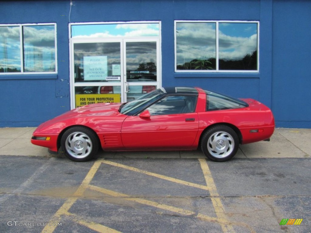 1991 Corvette Coupe - Bright Red / Gray photo #3