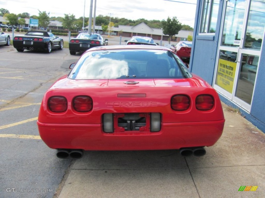1991 Corvette Coupe - Bright Red / Gray photo #5