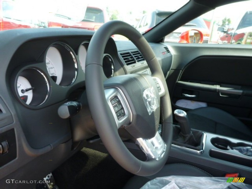 2014 Dodge Challenger R/T Classic Dark Slate Gray Steering Wheel Photo #86163062