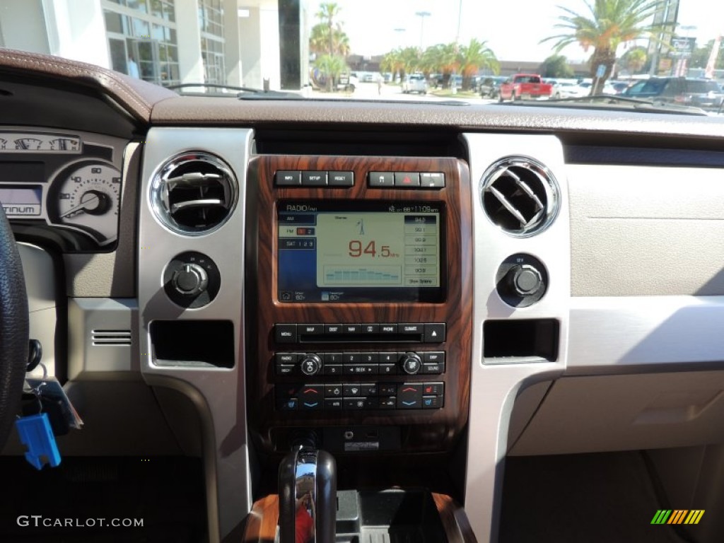 2010 F150 Platinum SuperCrew 4x4 - White Platinum Metallic Tri Coat / Medium Stone Leather/Sienna Brown photo #18