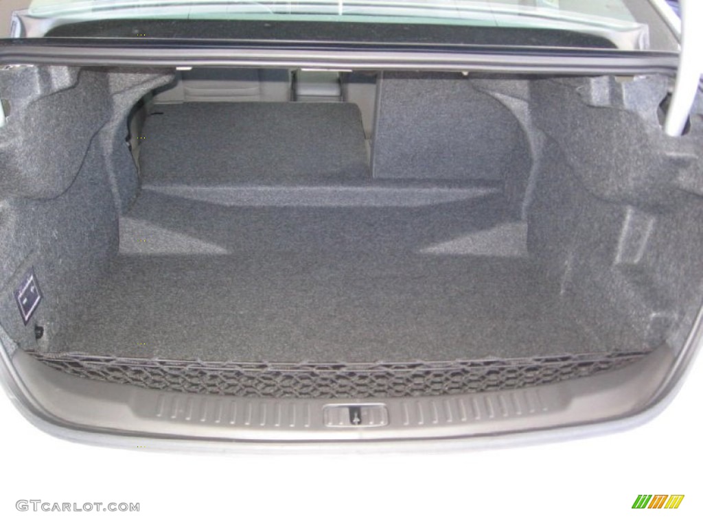 2014 Chevrolet Malibu LS Trunk Photos