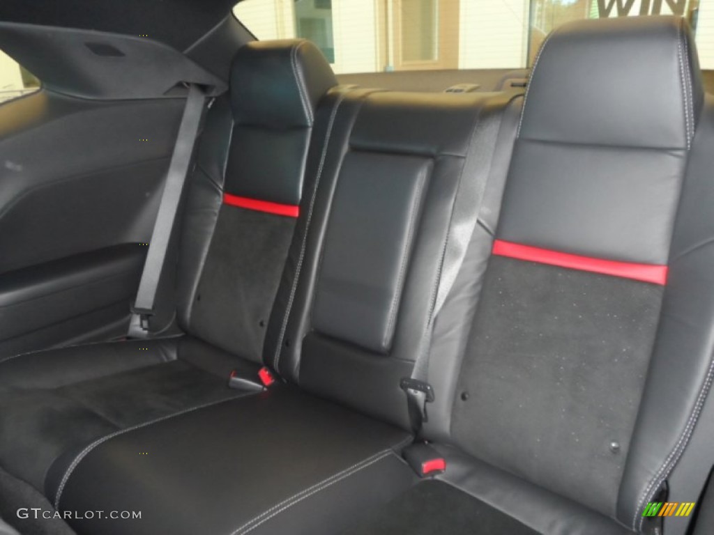2011 Challenger SRT8 392 - Redline 3-Coat Pearl / Dark Slate Gray photo #8