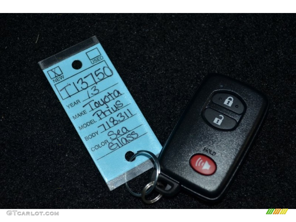 2013 Prius Two Hybrid - Sea Glass Pearl / Misty Gray photo #18