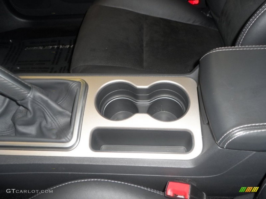 2011 Challenger SRT8 392 - Redline 3-Coat Pearl / Dark Slate Gray photo #14