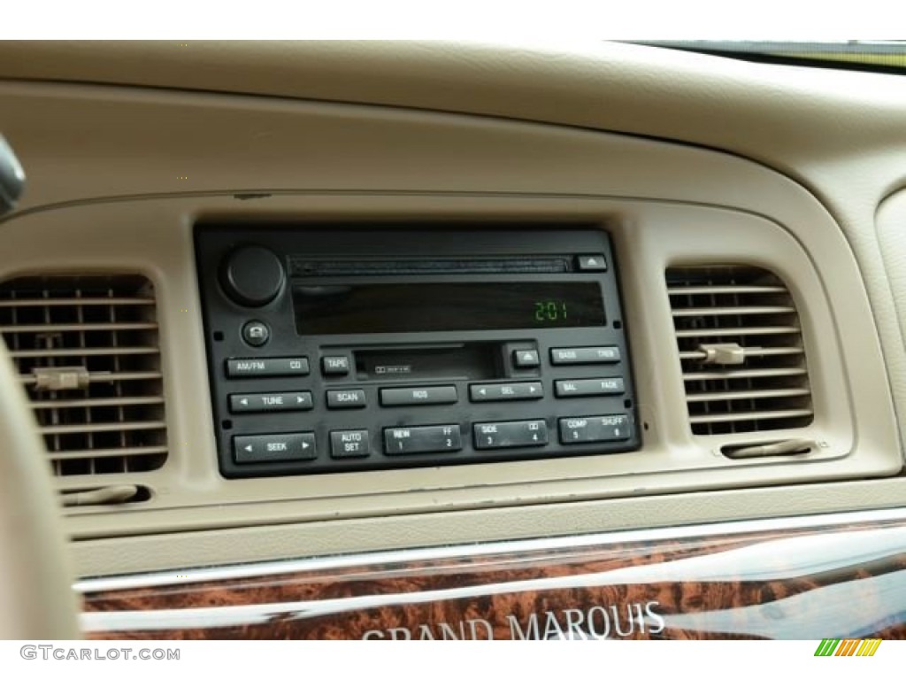 2004 Grand Marquis GS - Arizona Beige Metallic / Medium Parchment photo #26