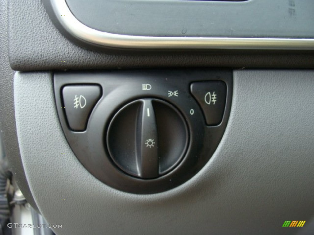 2007 Saab 9-3 2.0T Sport Sedan Controls Photo #86168450