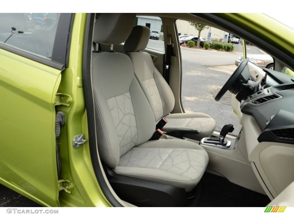 2011 Fiesta SE Hatchback - Lime Squeeze Metallic / Light Stone/Charcoal Black Cloth photo #15