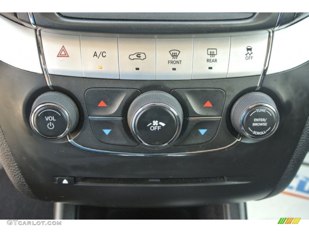 2012 Dodge Journey SXT Controls Photos