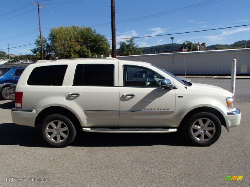 2008 Aspen Limited 4WD - Cool Vanilla / Light Graystone photo #1