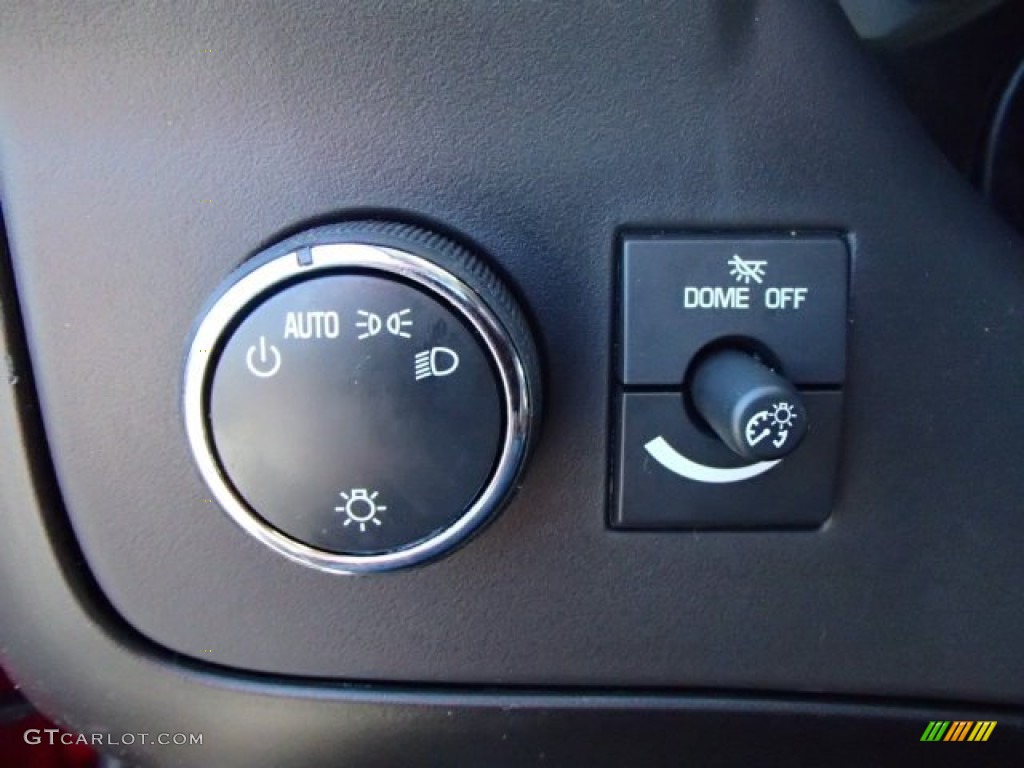 2014 Chevrolet Express 2500 Cargo WT Controls Photos