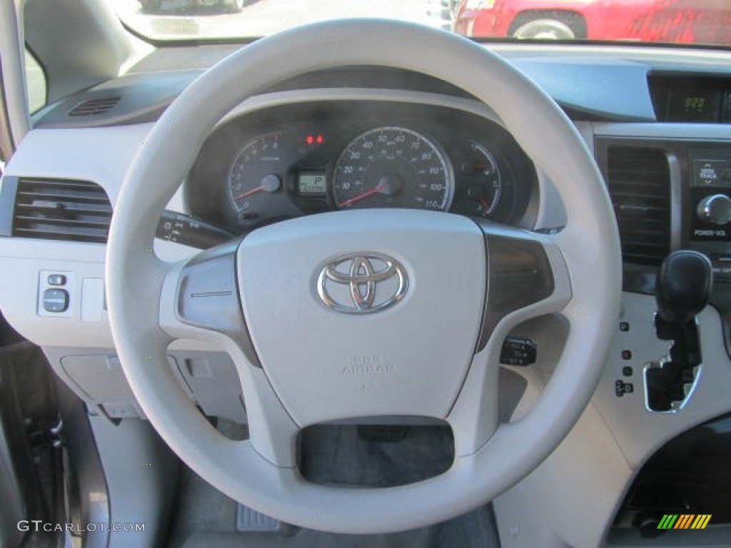 2011 Sienna V6 - Predawn Gray Mica / Light Gray photo #14