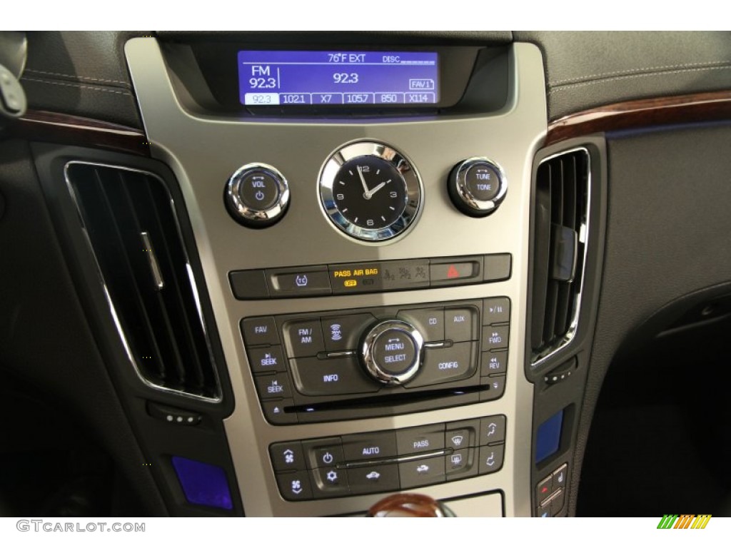2011 Cadillac CTS 4 3.0 AWD Sport Wagon Controls Photos