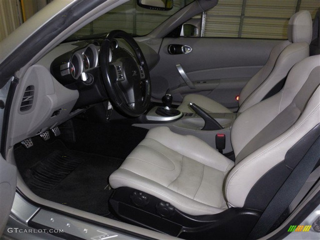 2006 350Z Touring Roadster - Silver Alloy Metallic / Frost Leather photo #10