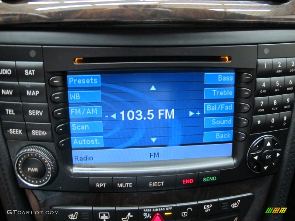 2008 CLS 550 - Black / Black photo #31