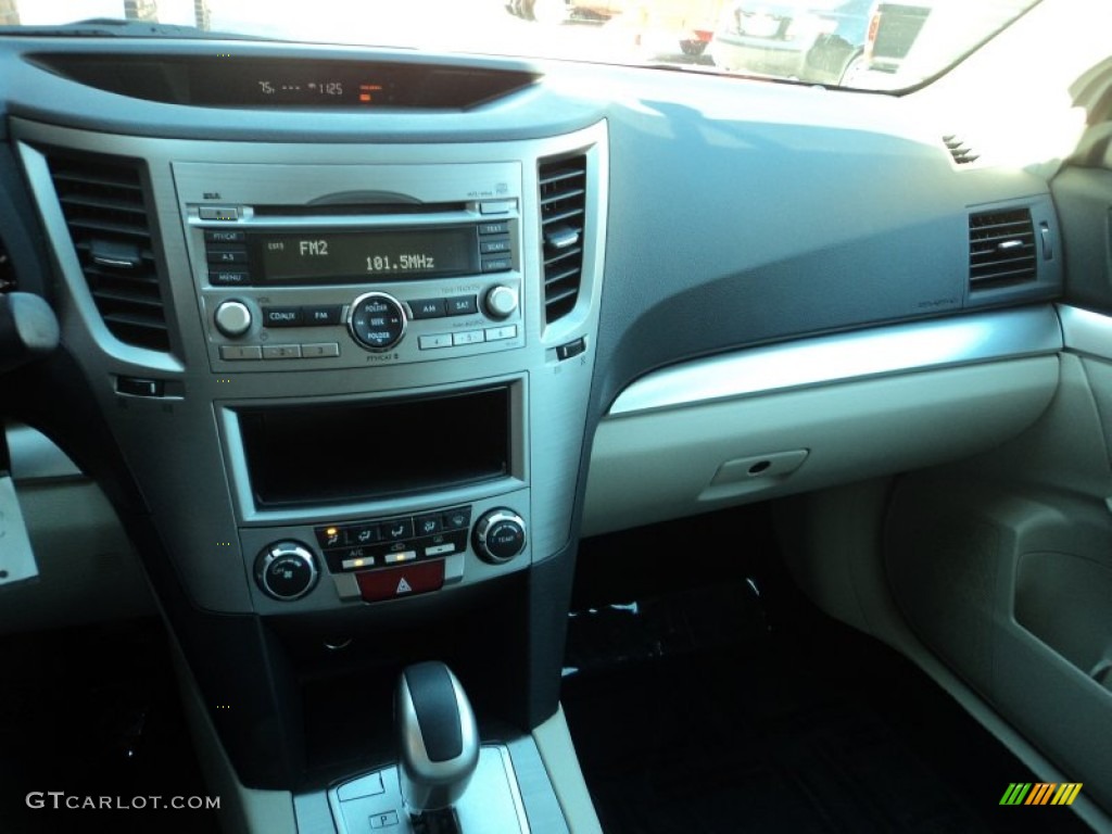 2011 Outback 2.5i Wagon - Caramel Bronze Pearl / Warm Ivory photo #20