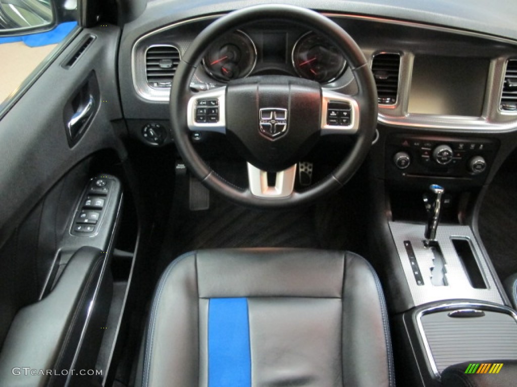 2011 Dodge Charger R/T Mopar '11 Black/Mopar Blue Dashboard Photo #86188040