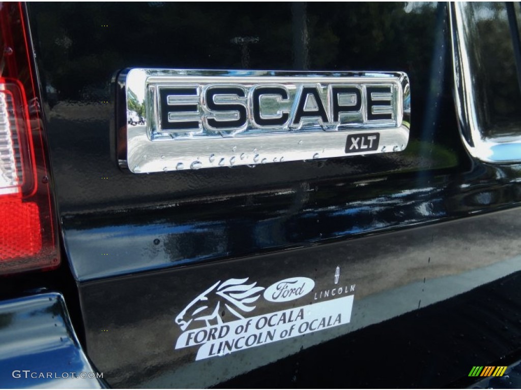 2011 Escape XLT V6 - Tuxedo Black Metallic / Charcoal Black photo #9