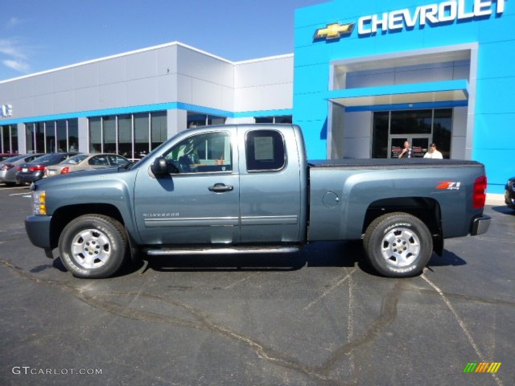 2010 Silverado 1500 LT Extended Cab 4x4 - Blue Granite Metallic / Ebony photo #2