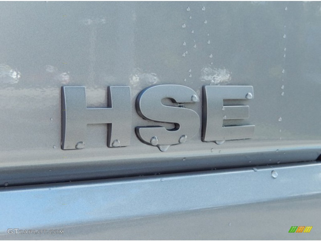 2012 Land Rover LR4 HSE Marks and Logos Photos