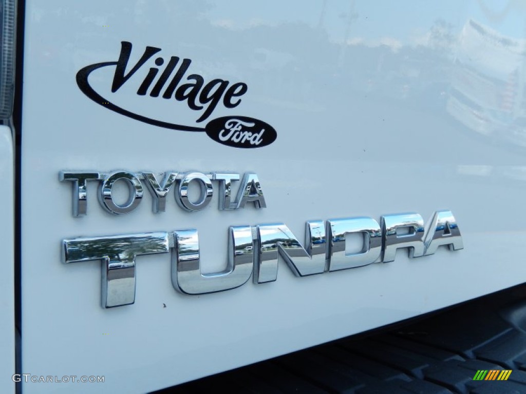 2010 Tundra Double Cab - Super White / Graphite Gray photo #9