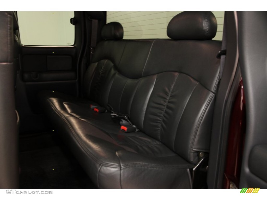 2002 Silverado 2500 LS Extended Cab 4x4 - Dark Carmine Red Metallic / Graphite photo #13
