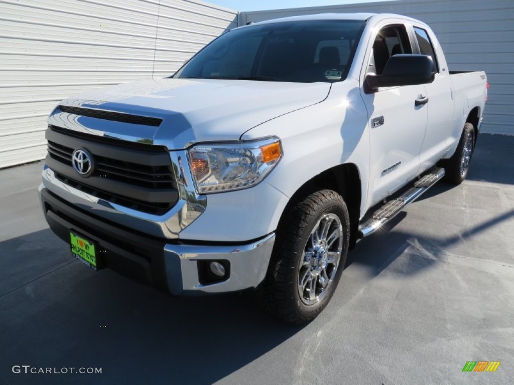 2014 Tundra TSS Double Cab - Super White / Black photo #7