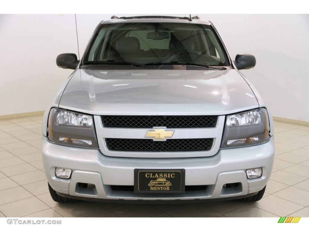2008 TrailBlazer LT 4x4 - Moondust Metallic / Ebony photo #2