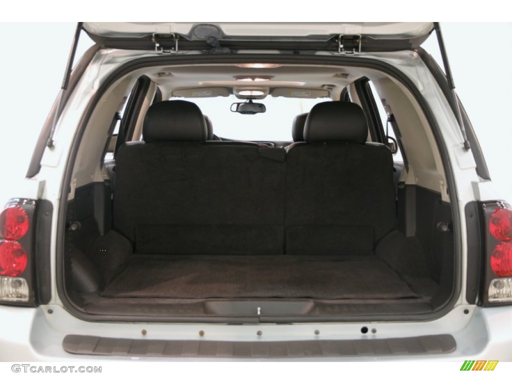 2008 Chevrolet TrailBlazer LT 4x4 Trunk Photos