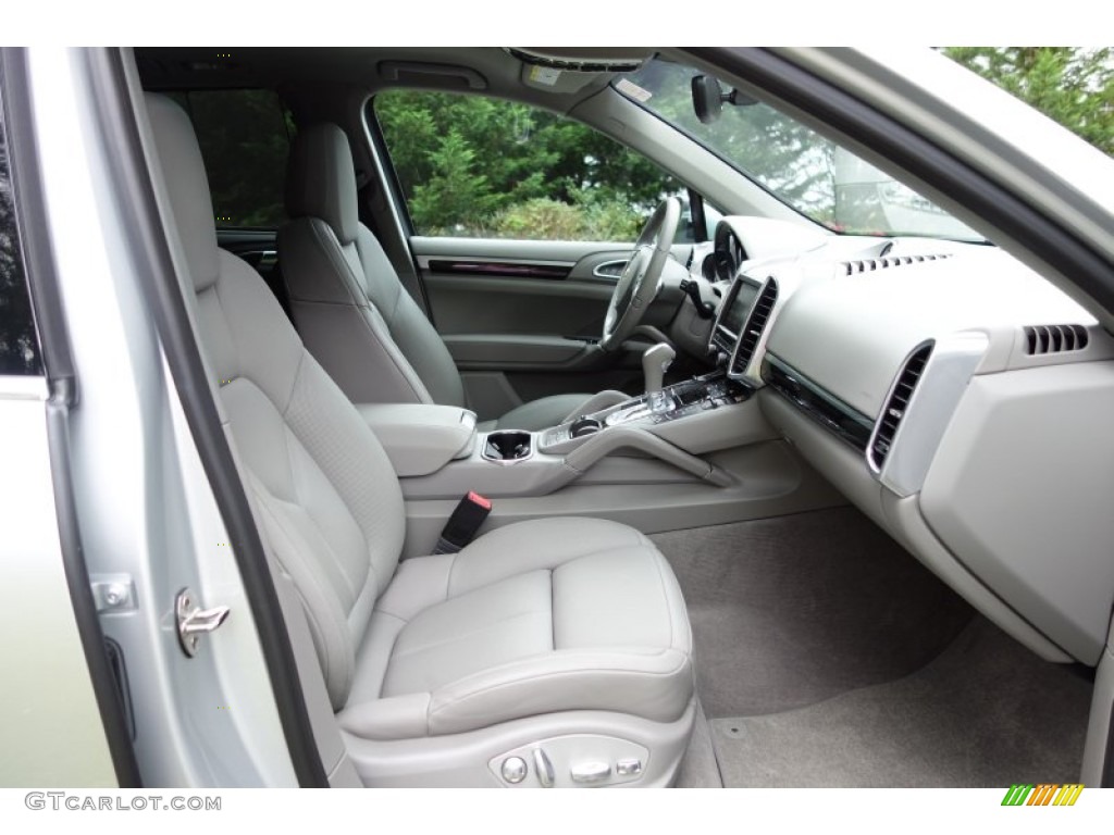 2014 Porsche Cayenne Standard Cayenne Model Front Seat Photo #86194940