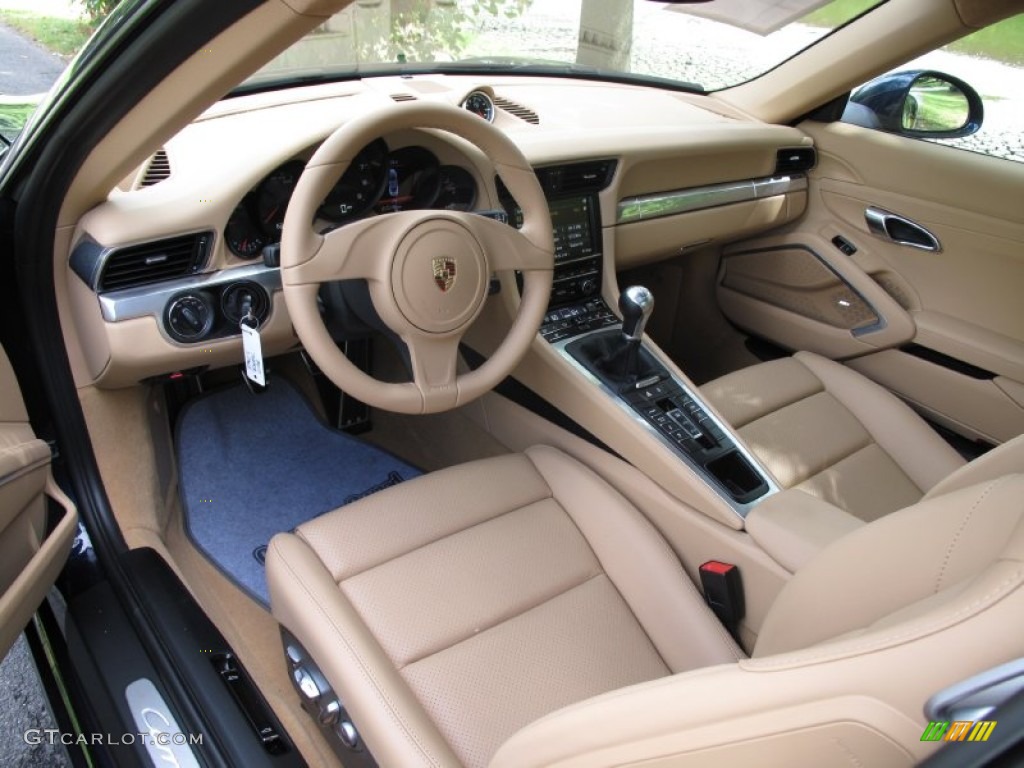 Luxor Beige Interior 2013 Porsche 911 Carrera Coupe Photo #86195885