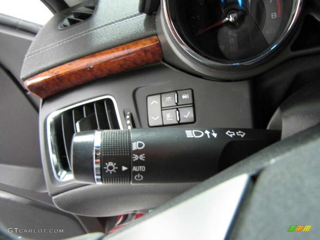 2010 Cadillac CTS 3.0 Sedan Controls Photo #86199401