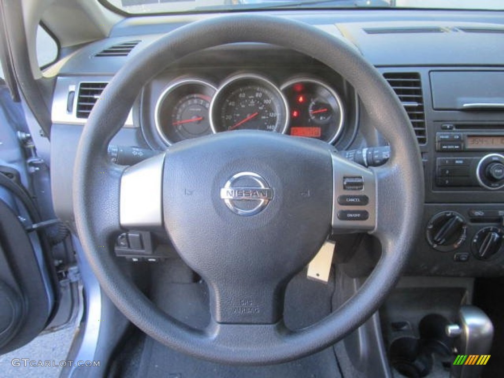 2011 Versa 1.8 S Hatchback - Arctic Blue Metallic / Charcoal photo #10