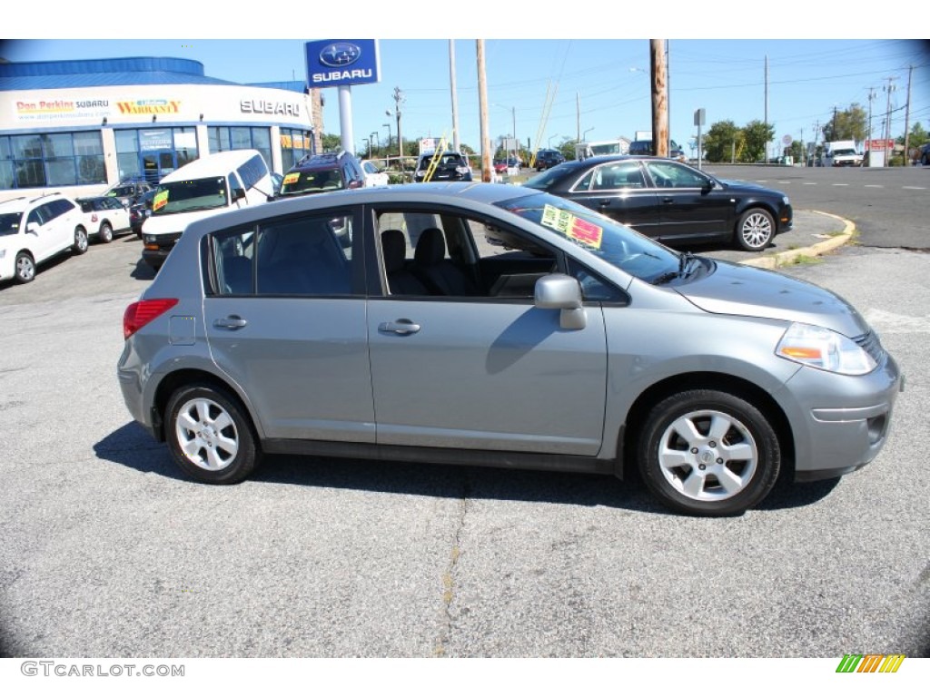 2007 Versa SL - Magnetic Grey Metallic / Charcoal photo #4