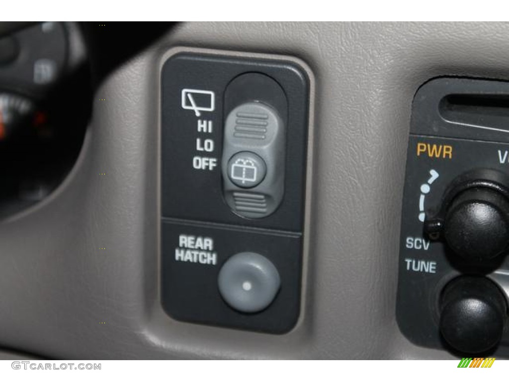 1998 Chevrolet Blazer LT 4x4 Controls Photo #86204534