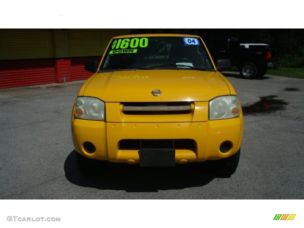 2004 Frontier XE King Cab Desert Runner - Solar Yellow / Gray photo #2
