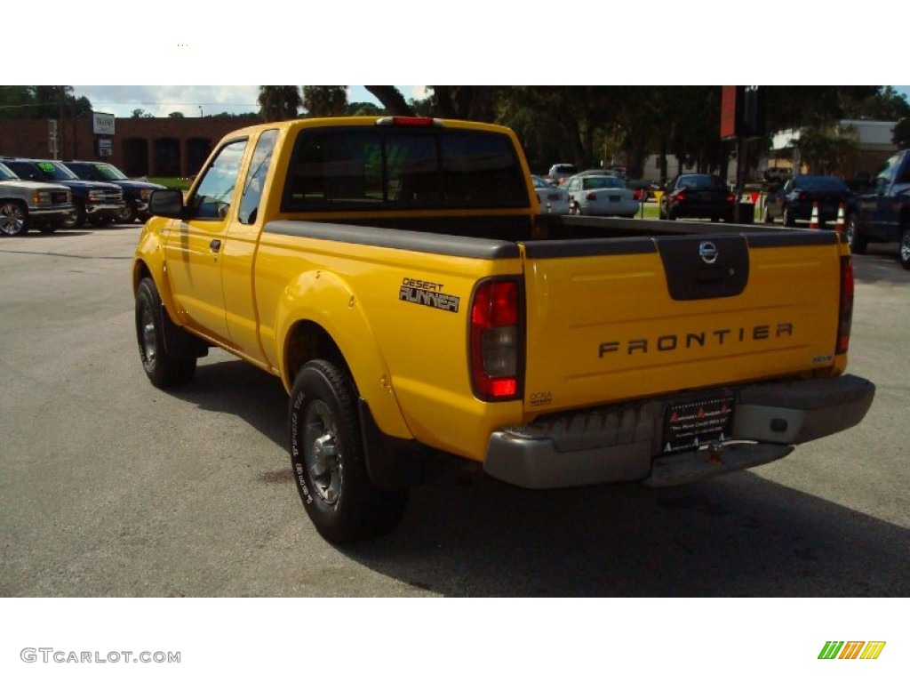2004 Frontier XE King Cab Desert Runner - Solar Yellow / Gray photo #7