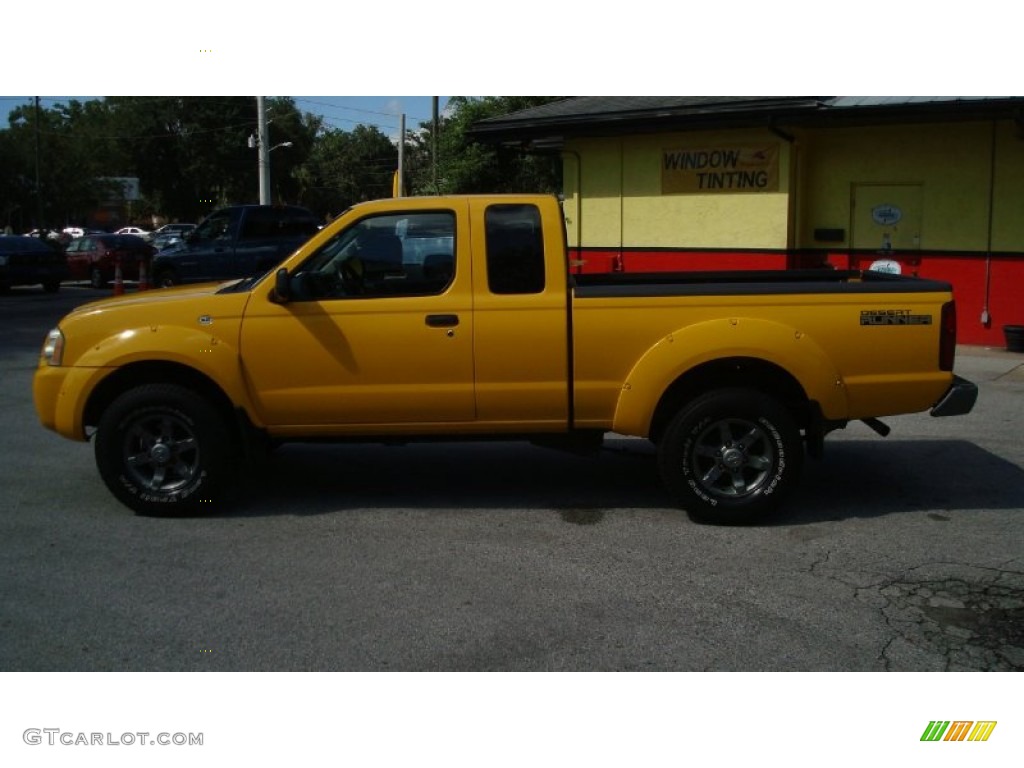 2004 Frontier XE King Cab Desert Runner - Solar Yellow / Gray photo #8