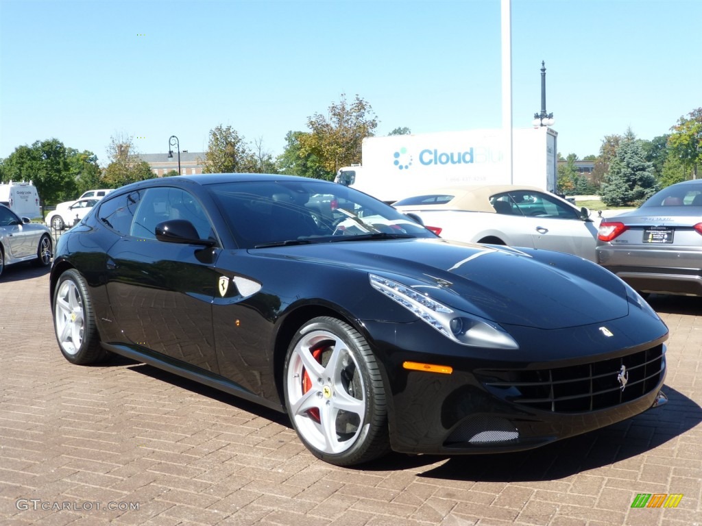 2013 Ferrari FF Standard FF Model Exterior Photos