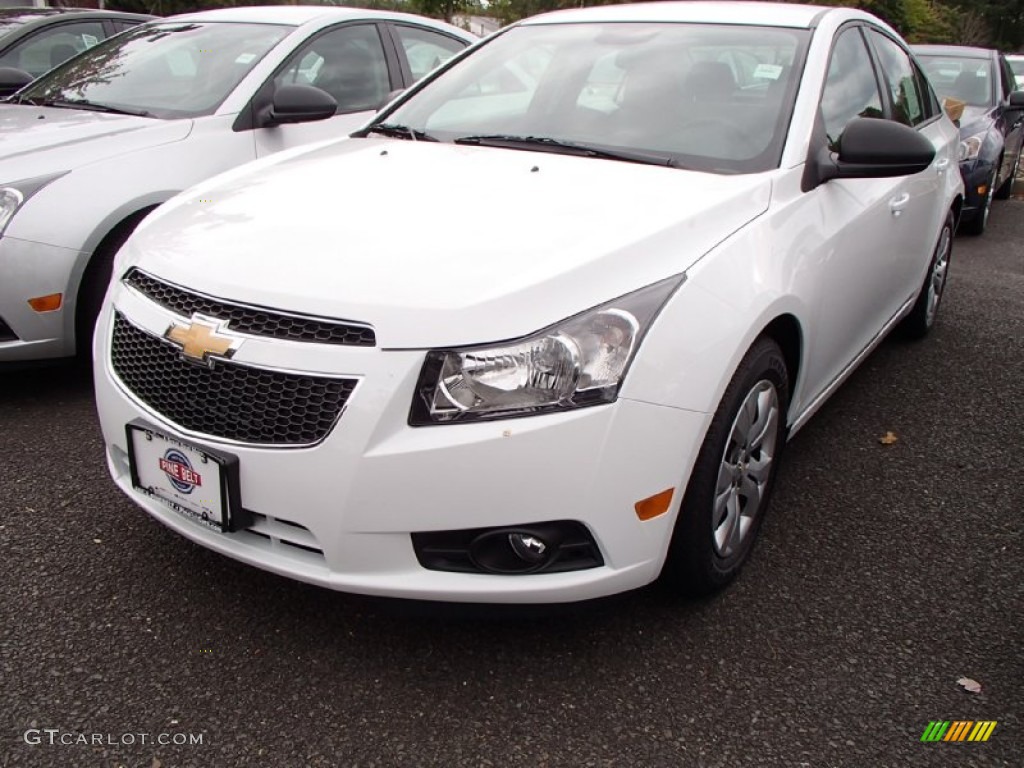 2014 Cruze LS - Summit White / Jet Black/Medium Titanium photo #1