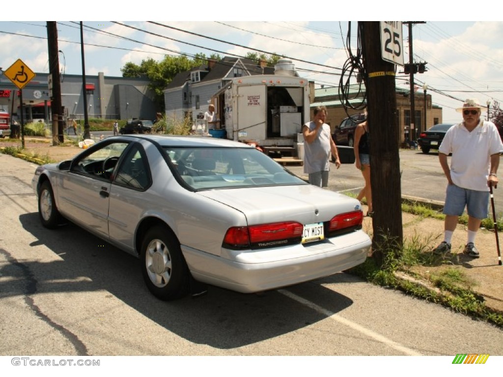 1994 Thunderbird LX - Opal Frost Metallic / Grey photo #7