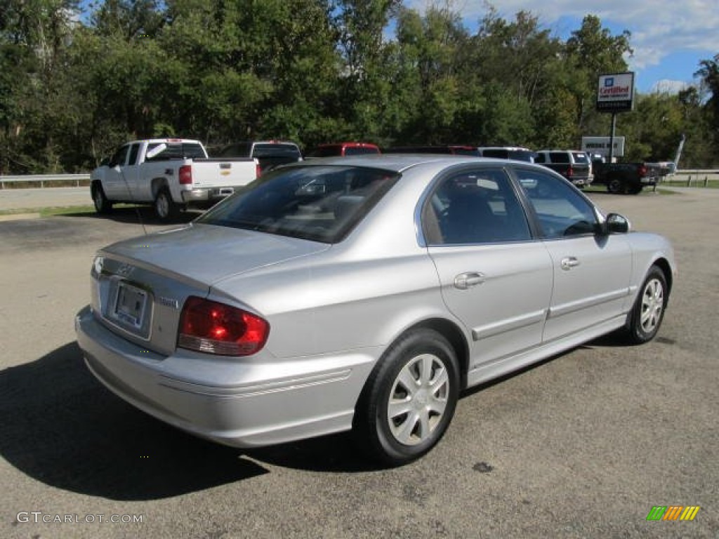 2004 Sonata  - Brilliant Silver / Black photo #6