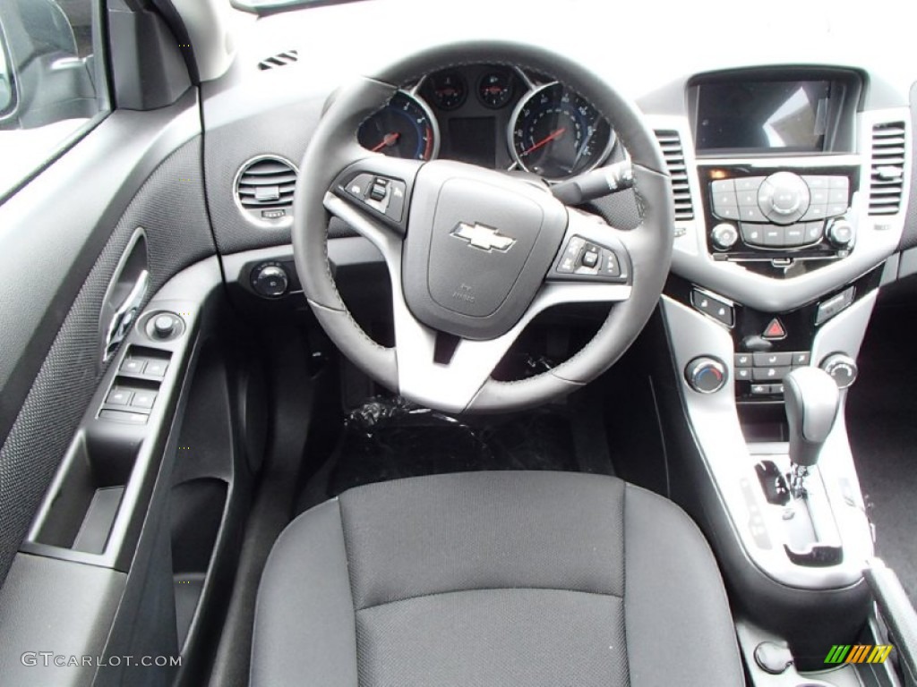 2014 Cruze Eco - Rainforest Green Metallic / Jet Black photo #6