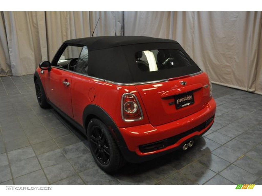 2014 Cooper S Convertible - Chili Red / Carbon Black photo #19