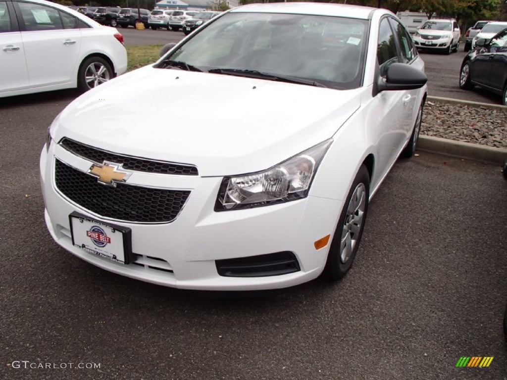2014 Cruze LS - Summit White / Jet Black/Medium Titanium photo #1