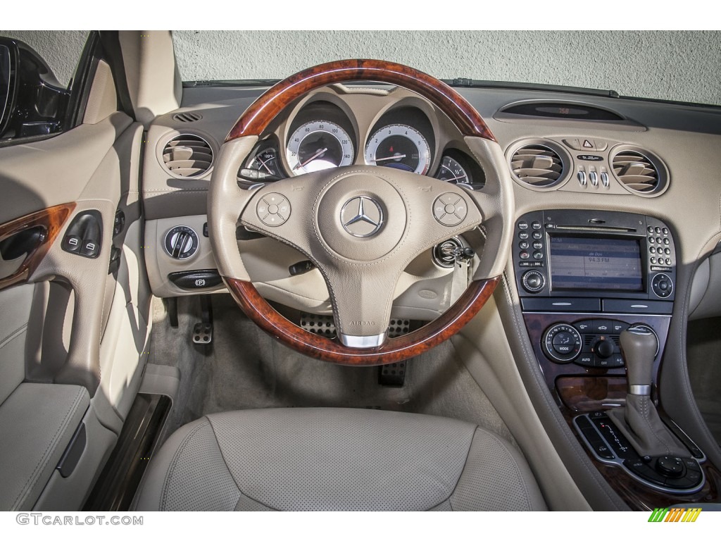 2009 Mercedes-Benz SL 550 Roadster Stone Steering Wheel Photo #86212622