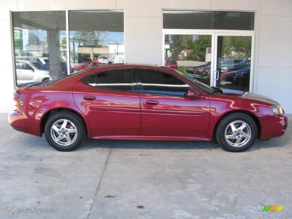 2004 Grand Prix GT Sedan - Sport Red Metallic / Dark Pewter photo #2